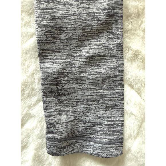 Paradox Womens Large Gray Base Layer 1/4 Zip Mock Neck Thumb Holes Pullover - Picture 6 of 9